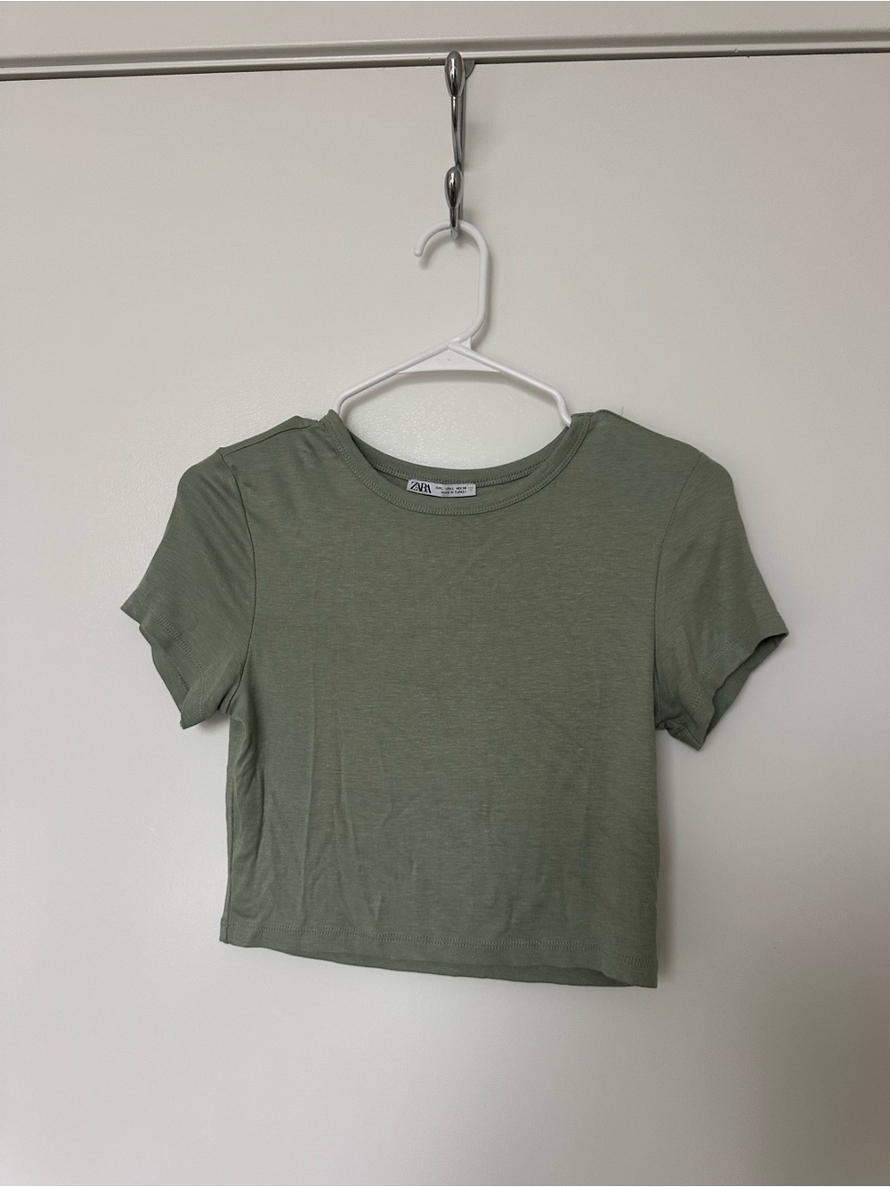 Zara Cropped Tshirt